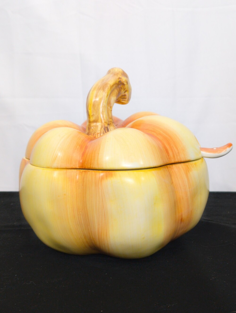 International Bazaar Pumpkin Tureen Serving Bowl Lid Spoon Fall Thanksgiving